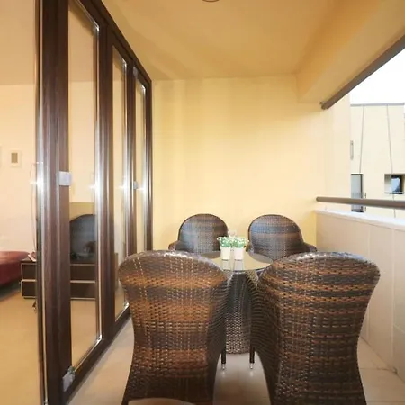 In With Balcony, Air Conditioning, Wi-fi, Washing Machine Poreč