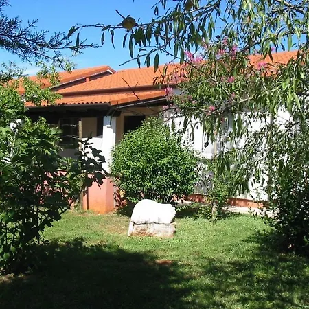 In With Balcony, Air Conditioning, Wi-fi, Washing Machine * Poreč