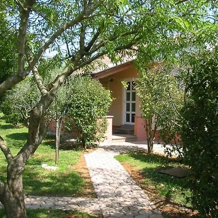 In With Balcony, Air Conditioning, Wi-fi, Washing Machine * Poreč